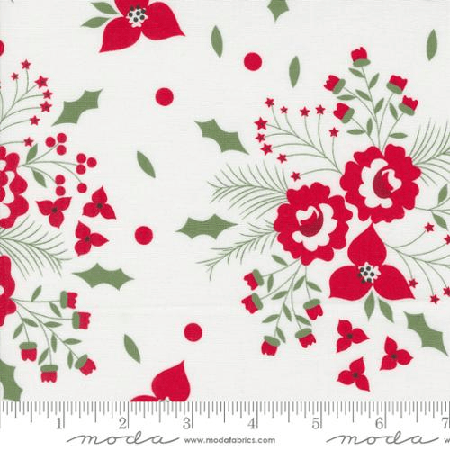 Starberry Large Floral Off White - 29180 11 - Moda Fabrics - Nebraska Quilt Company - F07234
