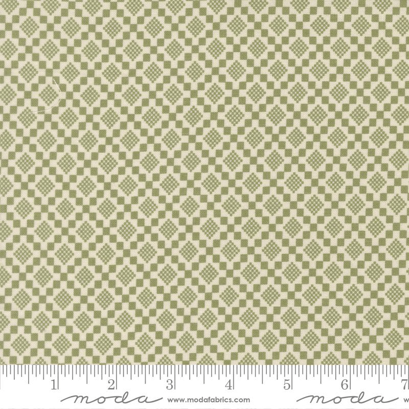 True Love Checkmate Fern Dark Green - 5265 15 - Moda Fabrics - Nebraska Quilt Company - F261458