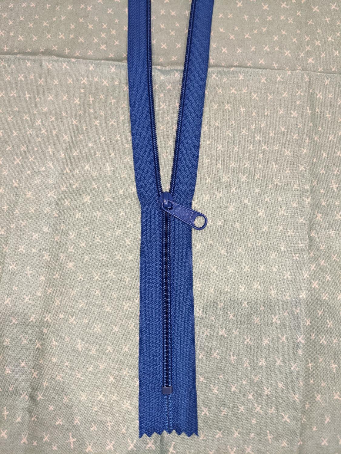 18" Zipper Royal Blue ZZ18RB - Nebraska Quilt Company - N15549