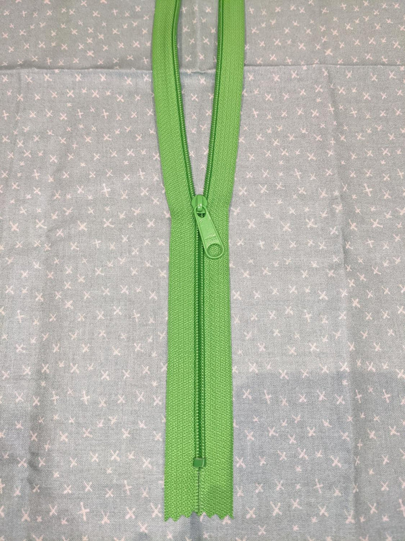 18" Zipper Spring Green ZZ18SpG