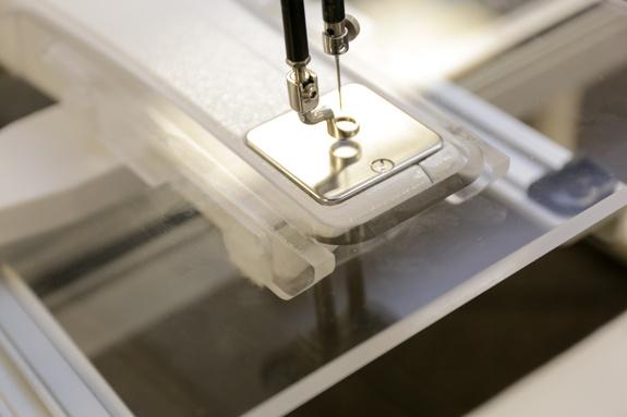 Handi Quilter Steady Fit Ruler Base - for Amara and Forte - Nebraska Quilt Company - Handi Quilter Steady Fit Ruler Base - for Amara and Forte