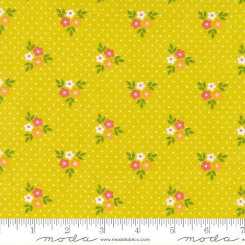 Strawberry Lemonade Lemonade Bouquets Floral Dots - 37672 18 - Moda Fabrics - Nebraska Quilt Company - F05876